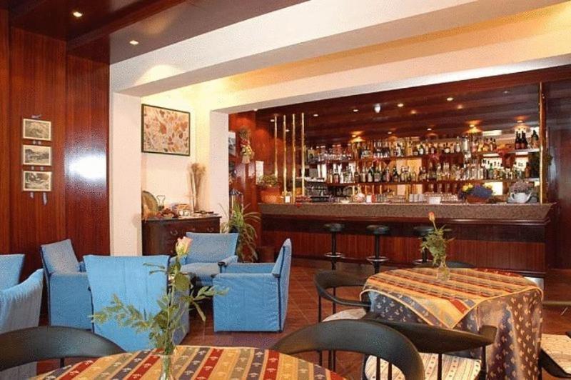Hotel Bristol Fiumalbo Extérieur photo