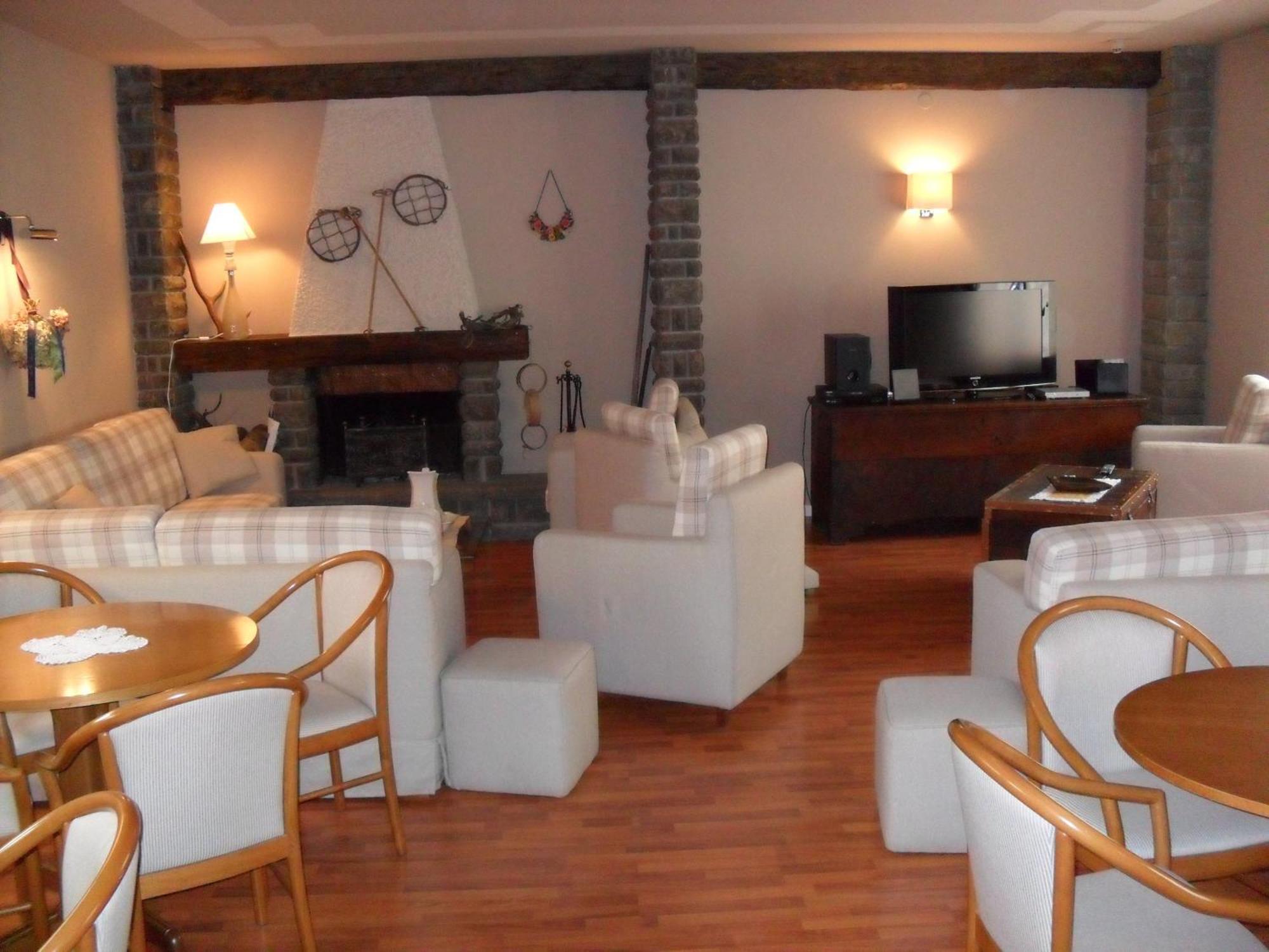 Hotel Bristol Fiumalbo Extérieur photo